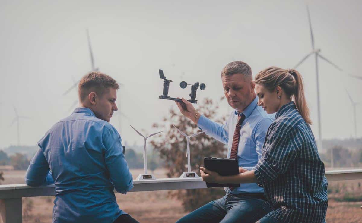 Balancing Renewable Energy and Wildlife Conservation